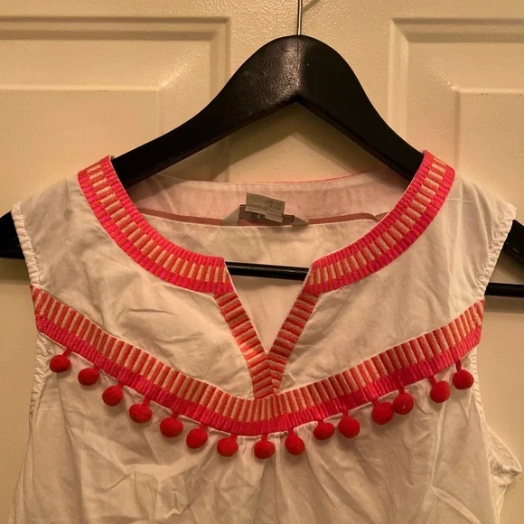 Boden woman sleeveless tank top white with pink pom poms size  2 - Picture 3 of 5